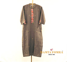 Load image into Gallery viewer, Dark Brown Color kurta and embroidery in clothes