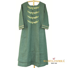 Load image into Gallery viewer, Green color pure linen embroidery kurta