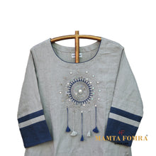 Load image into Gallery viewer, Pure linen embroidery kurta