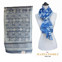 Load image into Gallery viewer, Blue with white stole