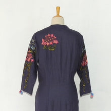 Load image into Gallery viewer, Berry blue straight cut kurta with detailed shoulder embroidery