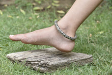 Load image into Gallery viewer, Hand-crafted Anklet
