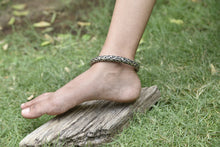 Load image into Gallery viewer, Hand Crafted Anklet