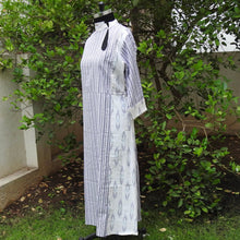 Load image into Gallery viewer, Purple Seersucker Peek-a-boo Dress