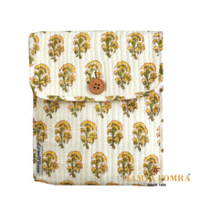 Load image into Gallery viewer, Pure cotton Beige color hand bag
