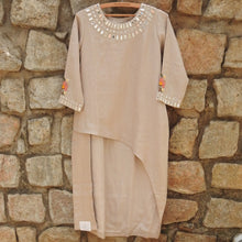 Load image into Gallery viewer, Off - white diagonal cut long top &amp; pant set
