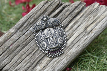 Load image into Gallery viewer, Krishna Pendant with Chain
