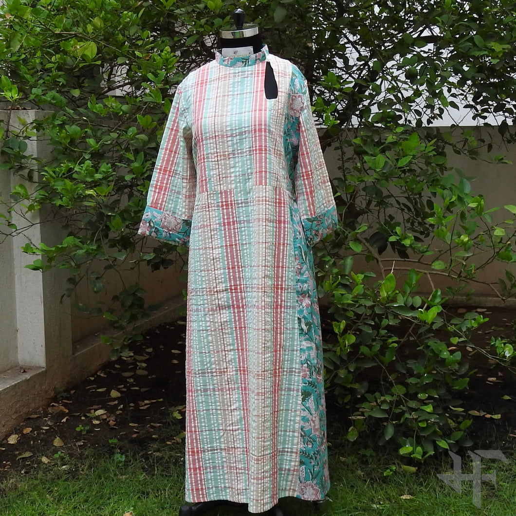 Multicolour Seersucker Peek-a-boo Dress